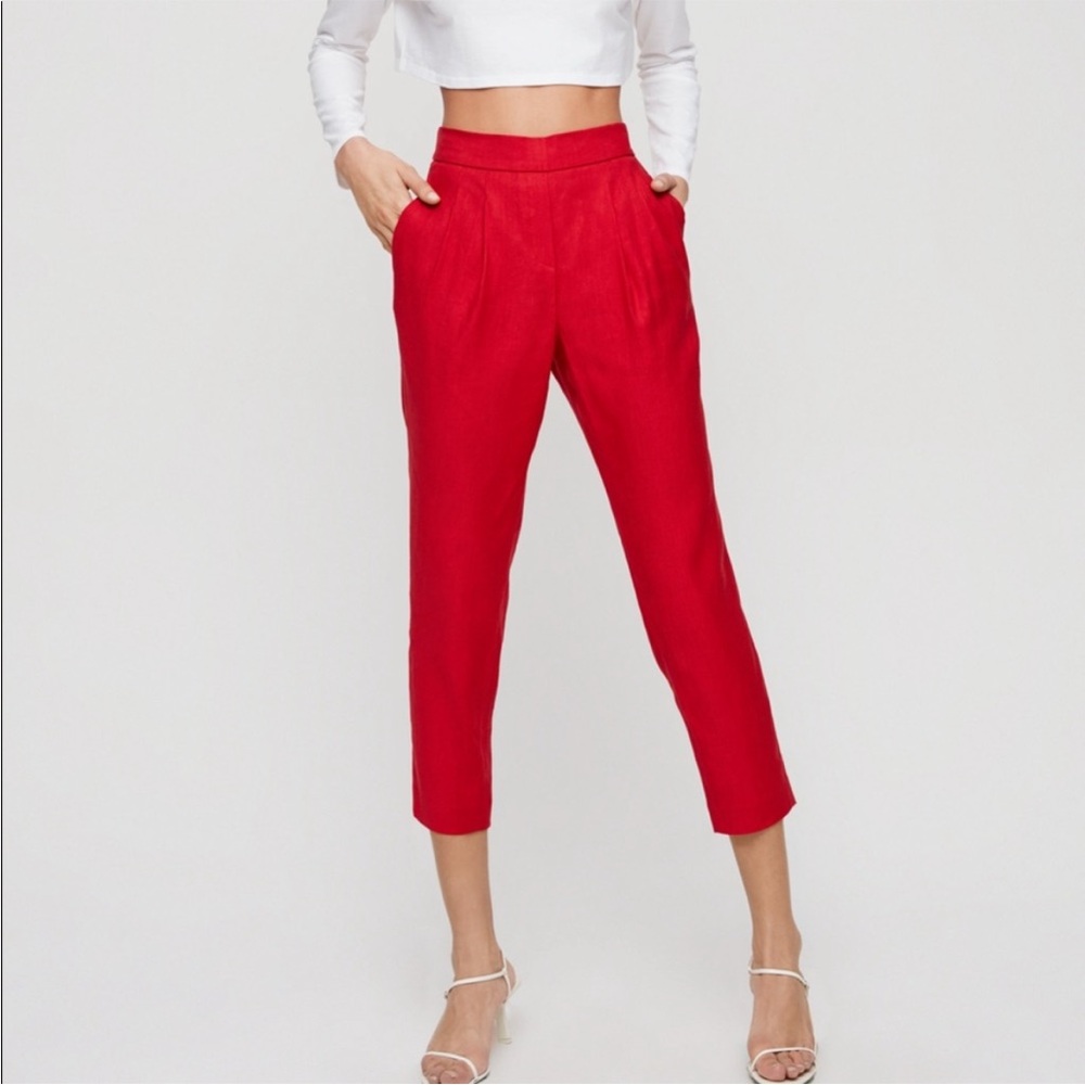 Aritzia x Babaton • cohen pant red sz 4